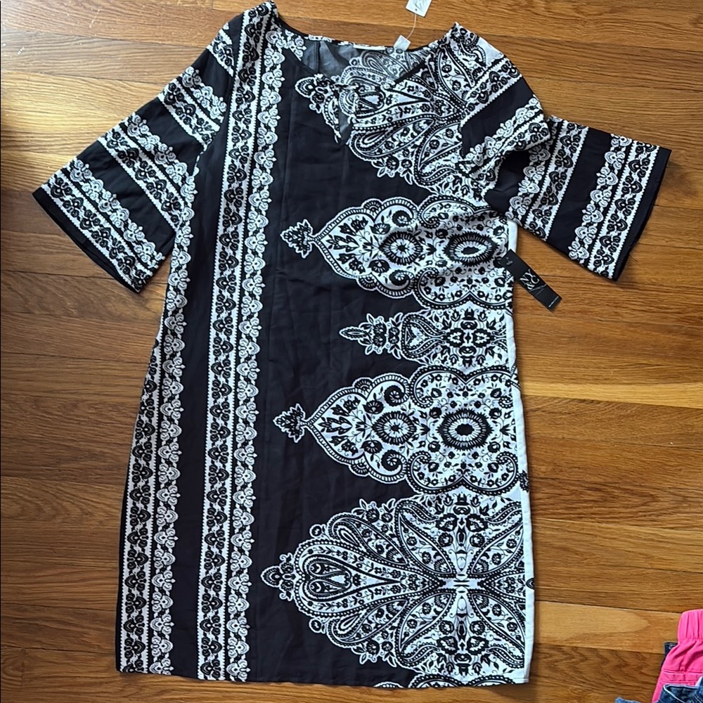 New York & Company Black and White Sheath Dress with Bateau Neckline